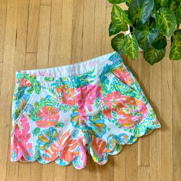 Lilly Pulitzer Buttercup Scallop Hem Resort White Casa Marina Shorts Size 00 - Picture 3 of 15